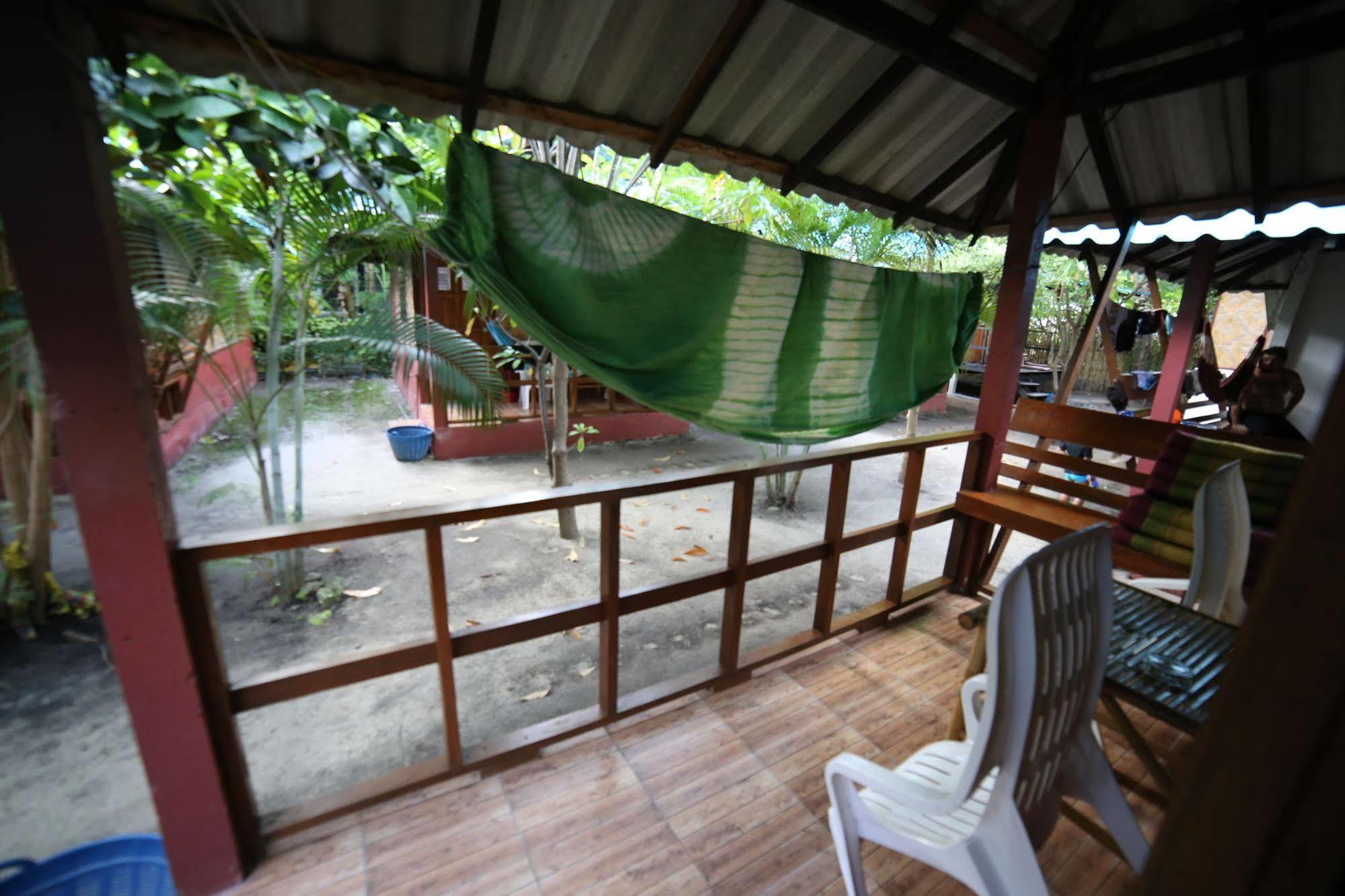 Family Song Koh Lipe Hotell Eksteriør bilde